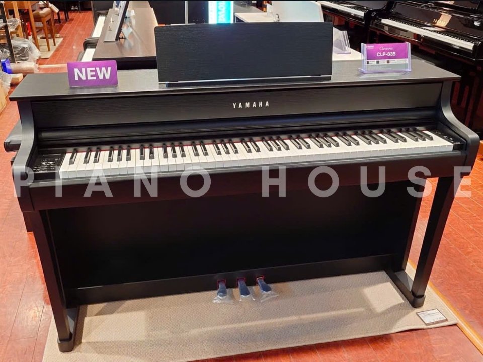 YAMAHA CLP-835 B - Đánh giá chi tiết tại Piano House